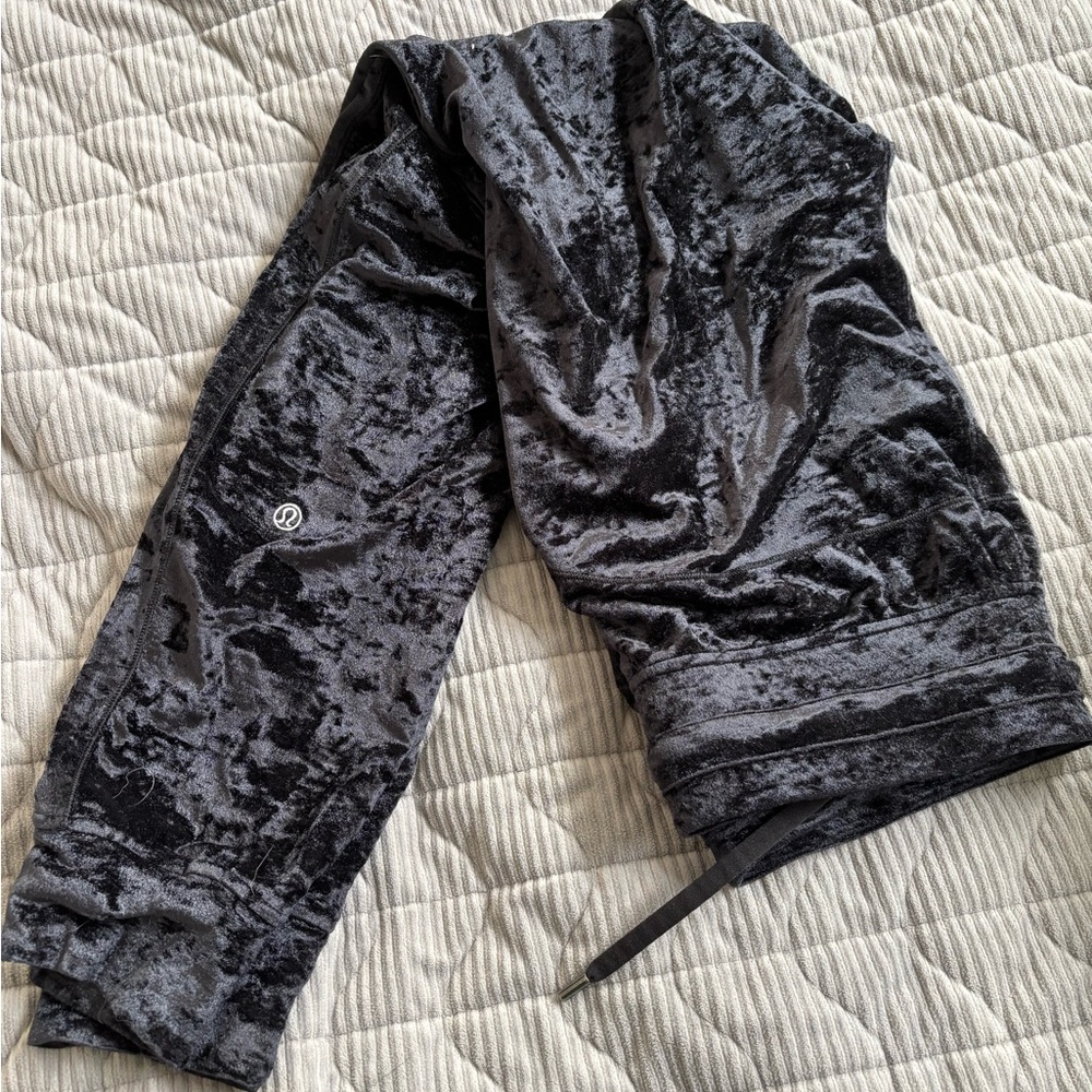 Lululemon Ready to Crush Jogger Size 8 EUC